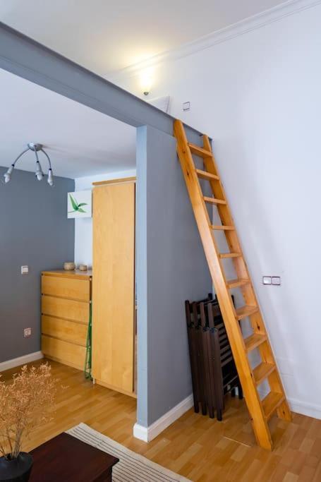 Beautiful Apartment In Malasana For 3 Pax - Ferrer Madrid Exterior photo